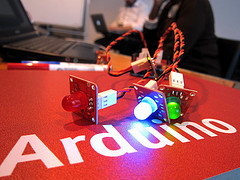 Arduino hack: light sensor programmed to indicate light level usng 3 LEDs